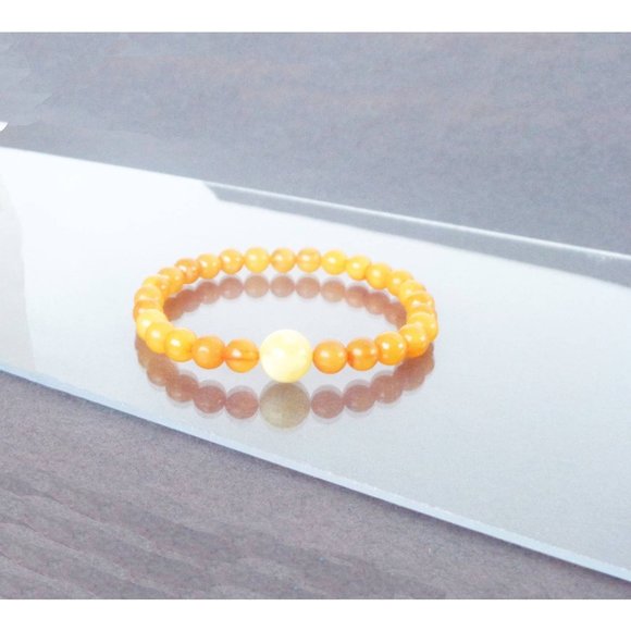 100% Natural Butterscotch BALTIC Amber Bracelet, Royal Round Amber Bead Bracelet - Picture 3 of 3